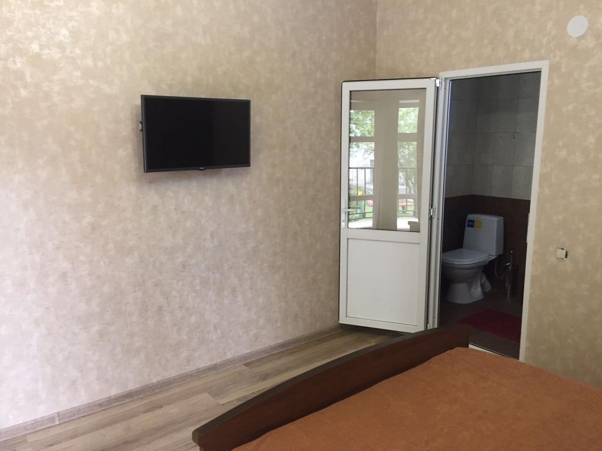 Sofell Hotell Pizunda Exteriör bild